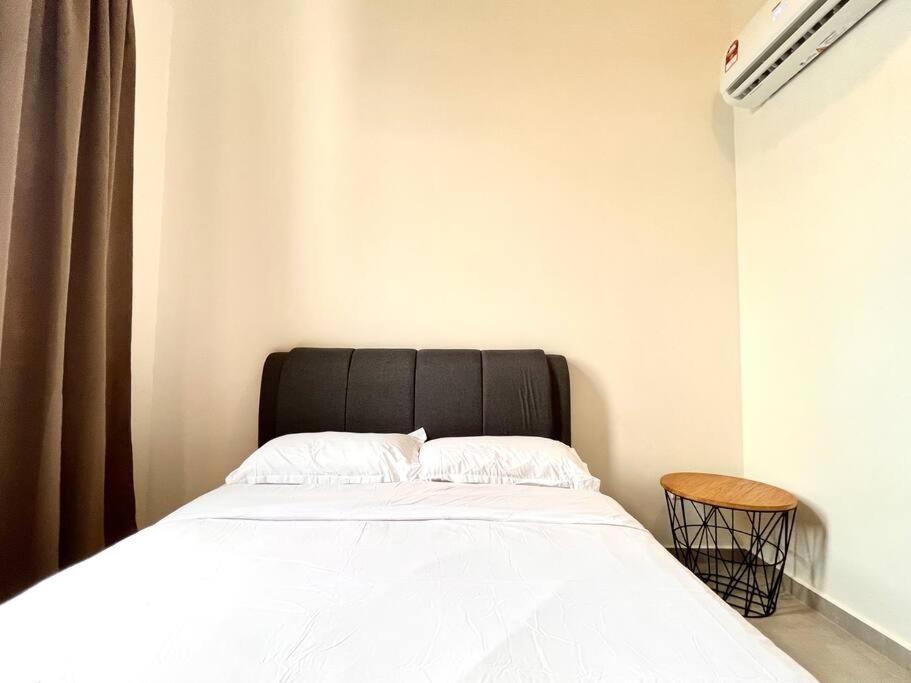 Ins Suite @ The Quartz Residence-Infinity Pool Malacca Ngoại thất bức ảnh