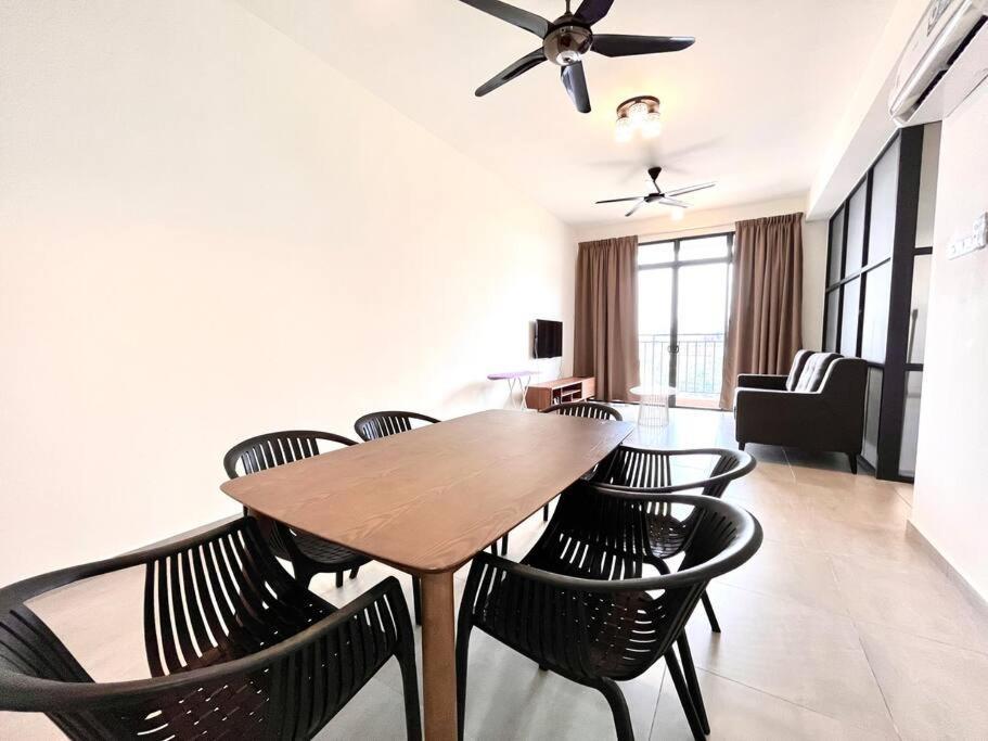 Ins Suite @ The Quartz Residence-Infinity Pool Malacca Ngoại thất bức ảnh